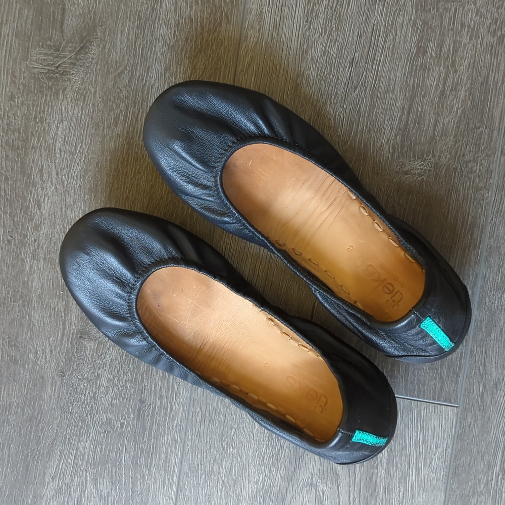 Gently worn classic black Tieks, size 8